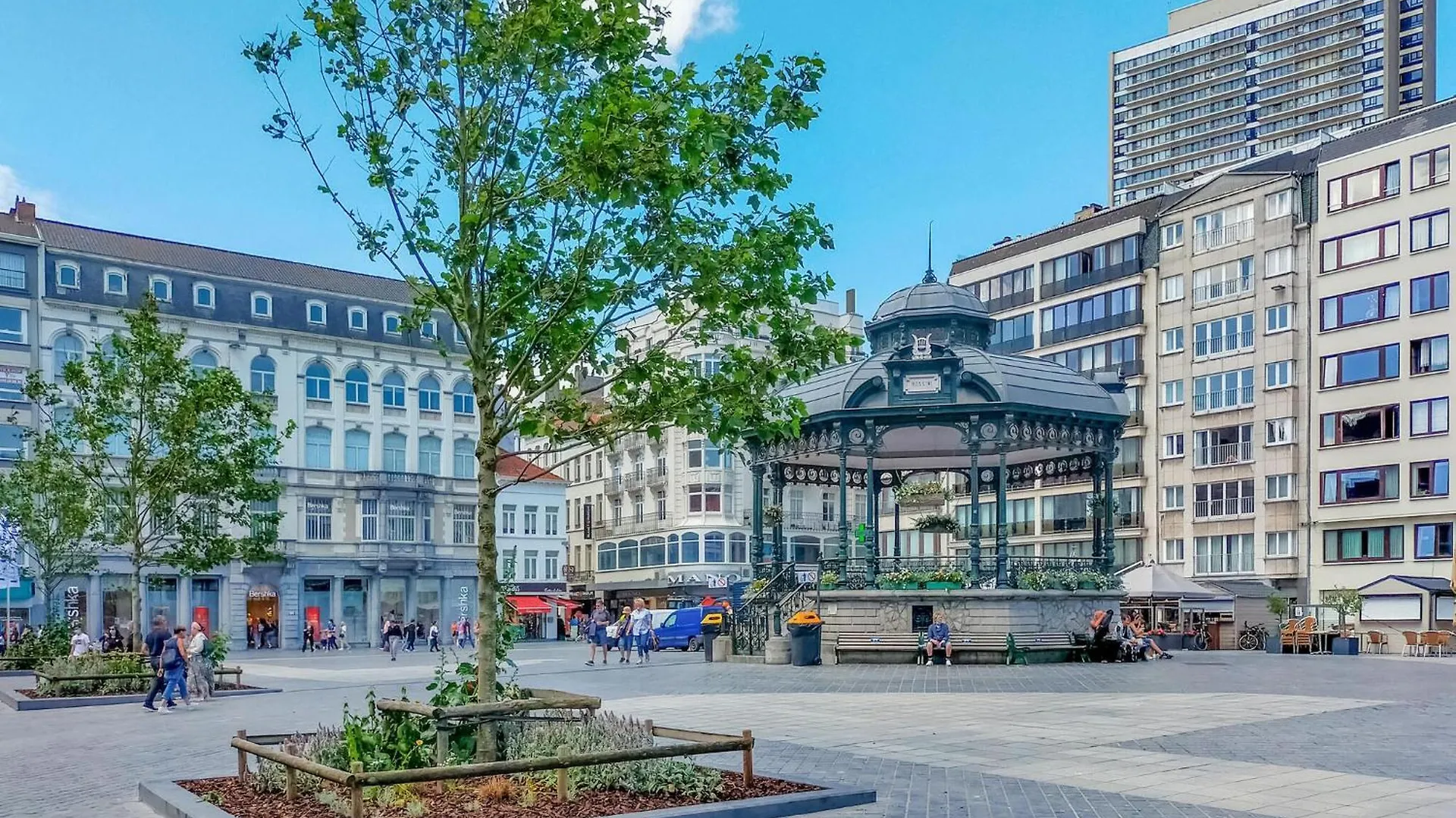 Gorgeous Apartment In Oostende With Wifi