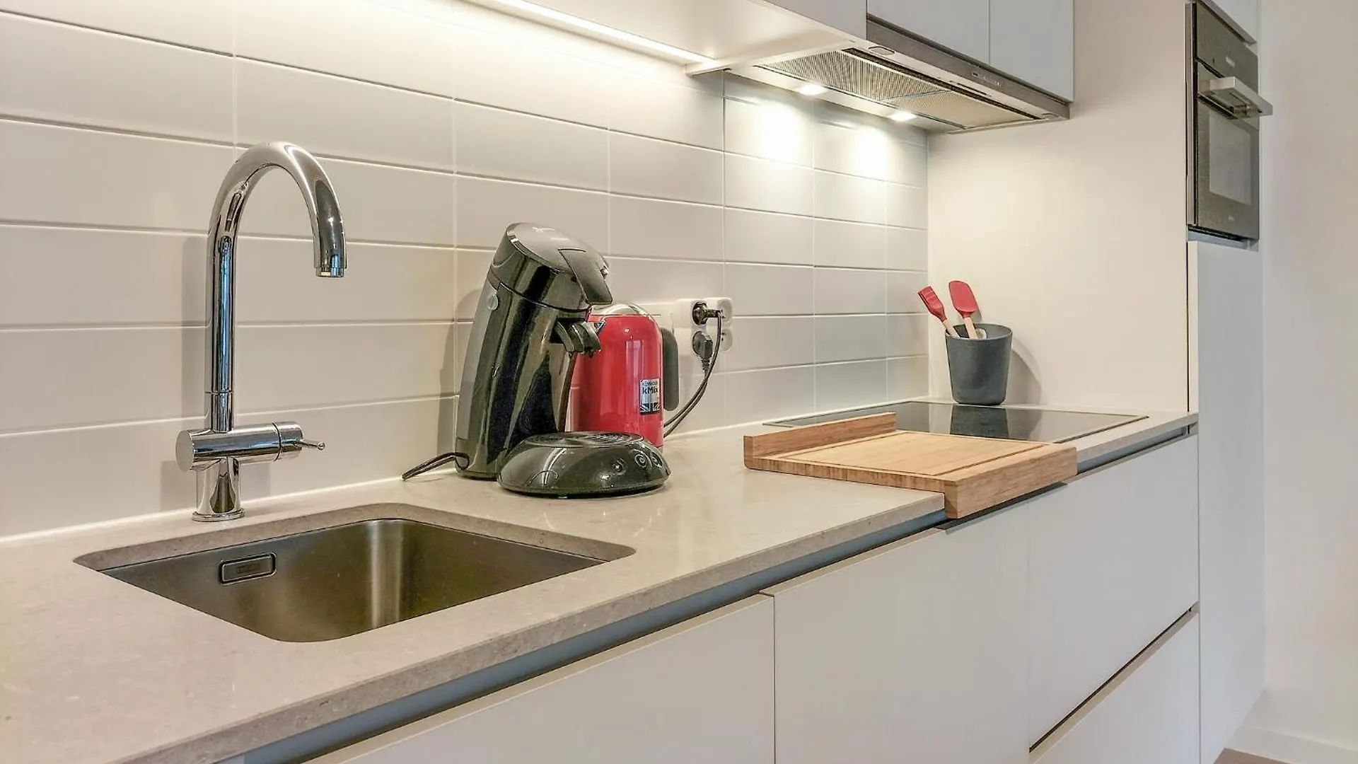 Gorgeous Apartment In Oostende With Wifi